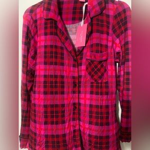 Brand new Isaac Mizrahi sleepwear shirt